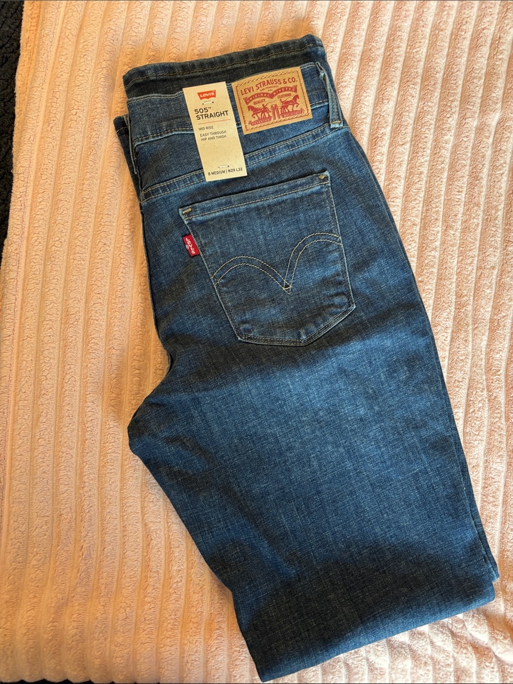 Levi's Men's Straight Jeans in Medium Blue Denim